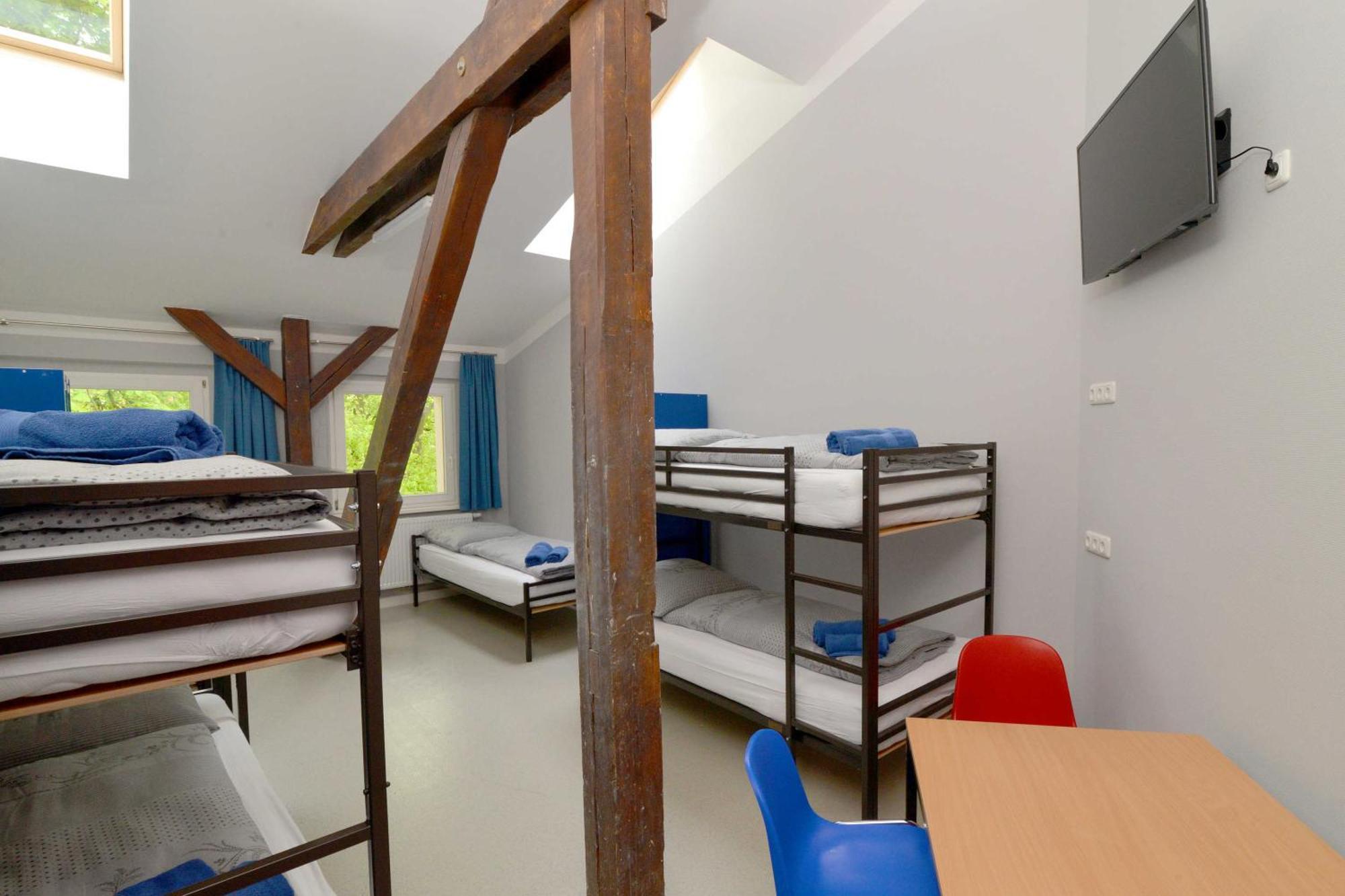Hostel In Губен Екстер'єр фото