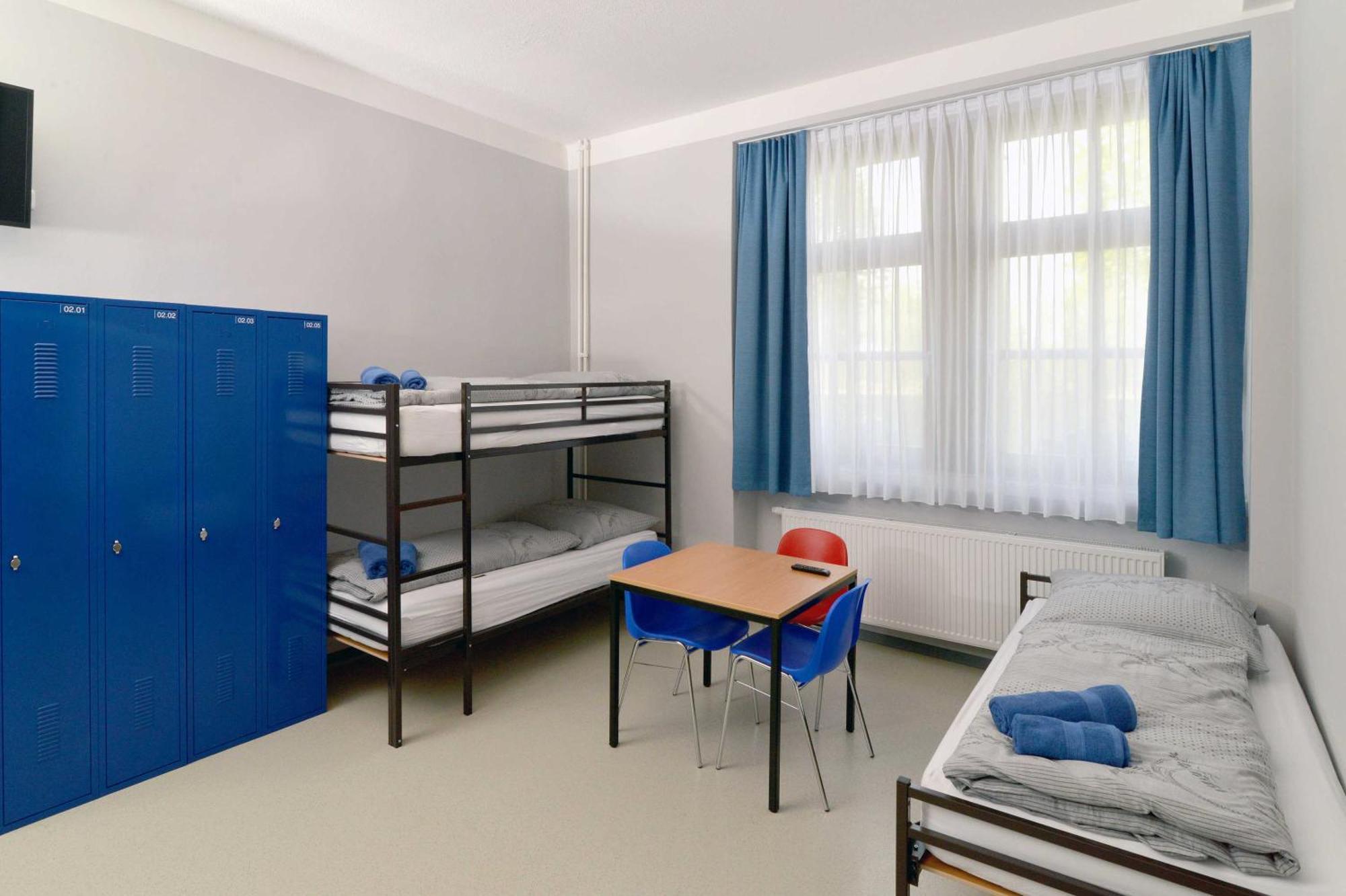 Hostel In Губен Екстер'єр фото