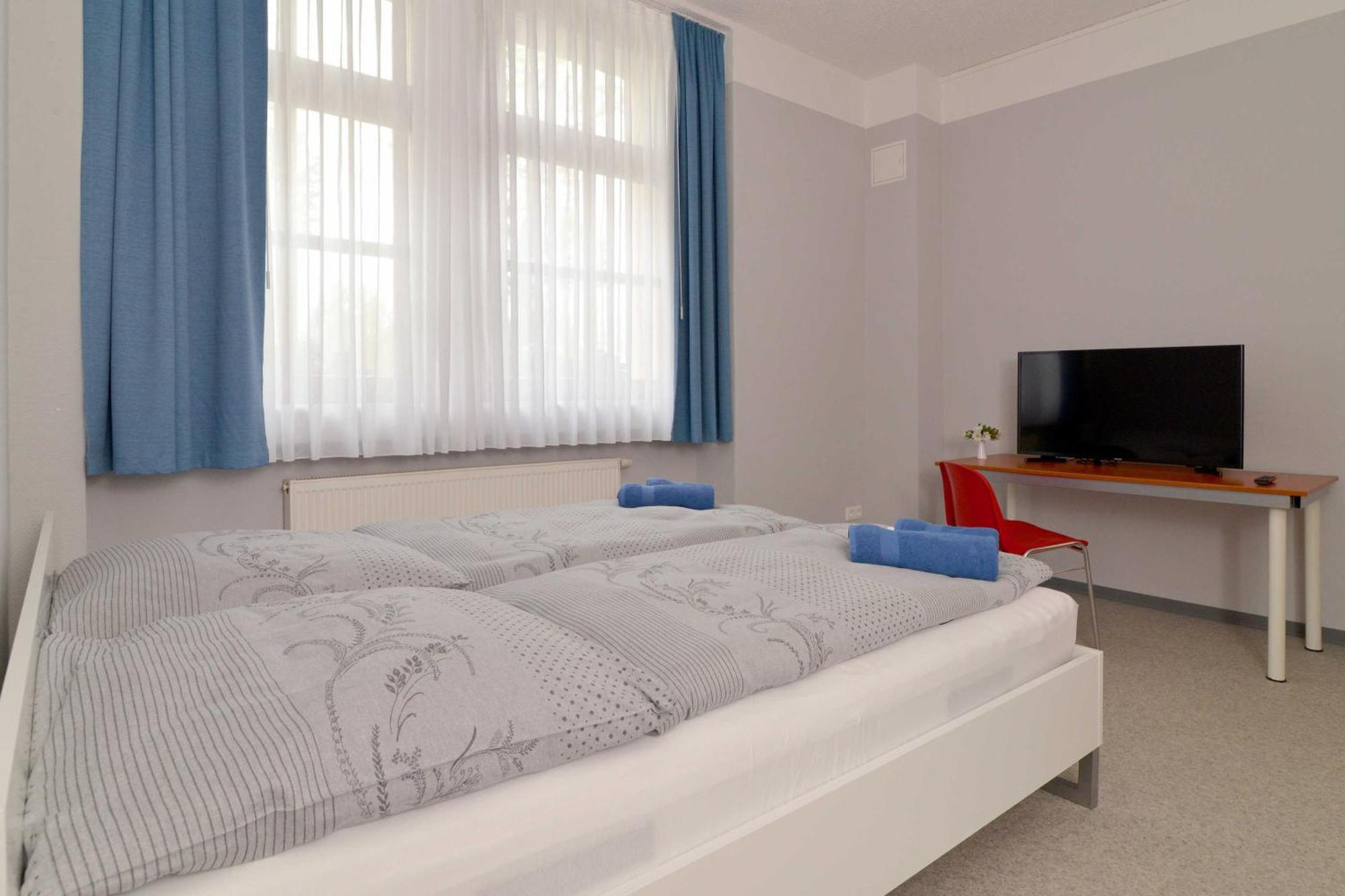 Hostel In Губен Екстер'єр фото