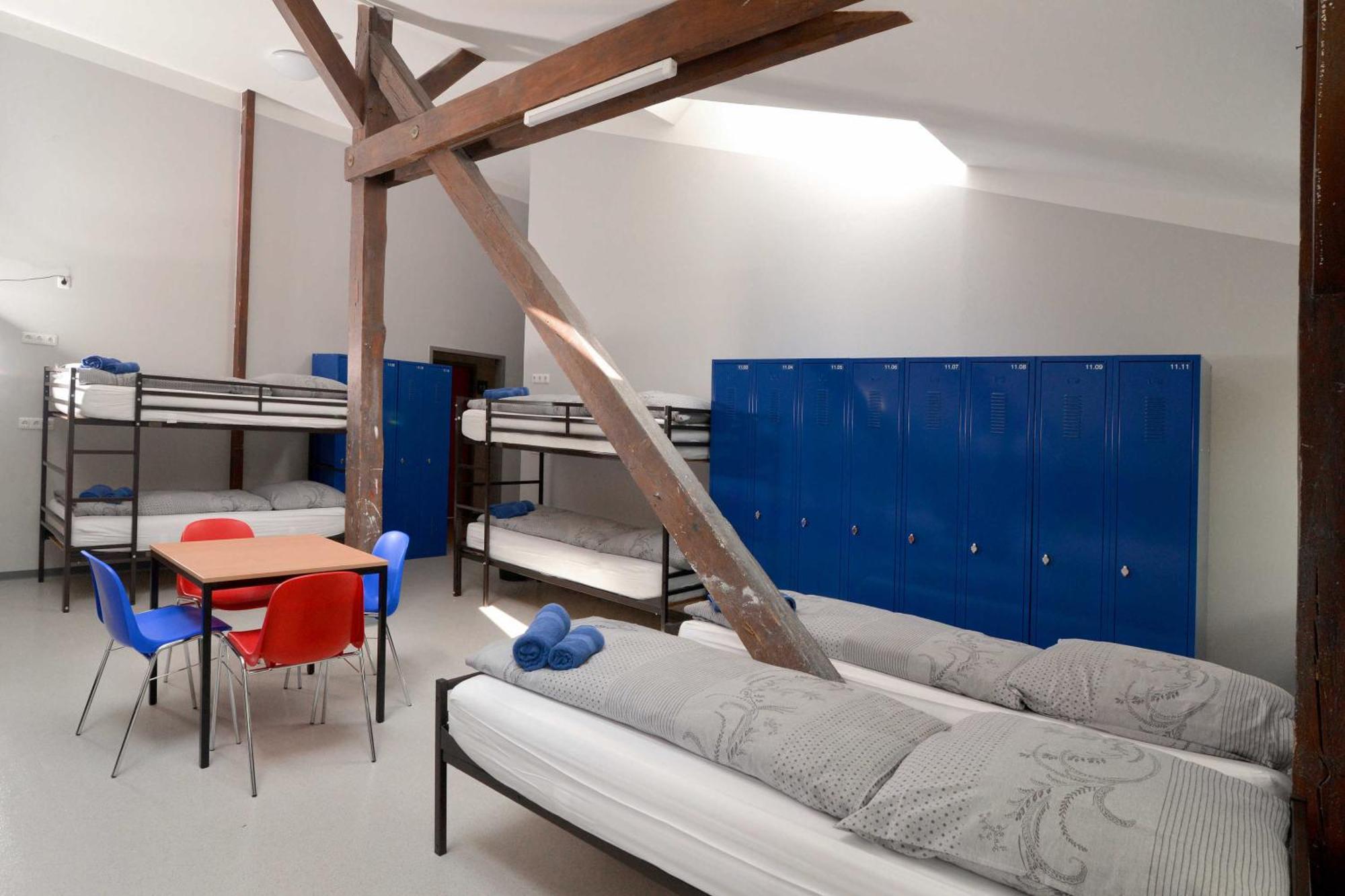 Hostel In Губен Екстер'єр фото