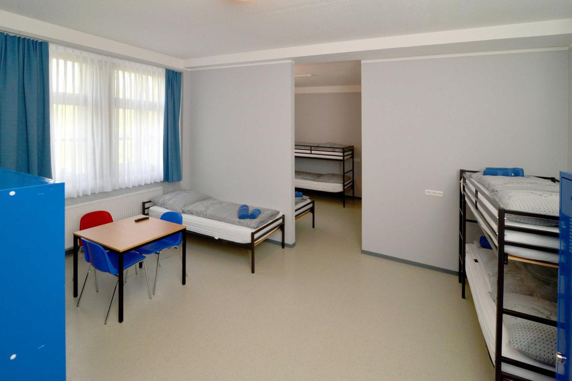 Hostel In Губен Екстер'єр фото